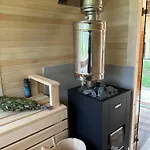 Wypoczynkowy Sosenka Z Sauna I Jacuzzi