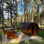 Wypoczynkowy Sosenka Z Sauna I Jacuzzi בית נופש